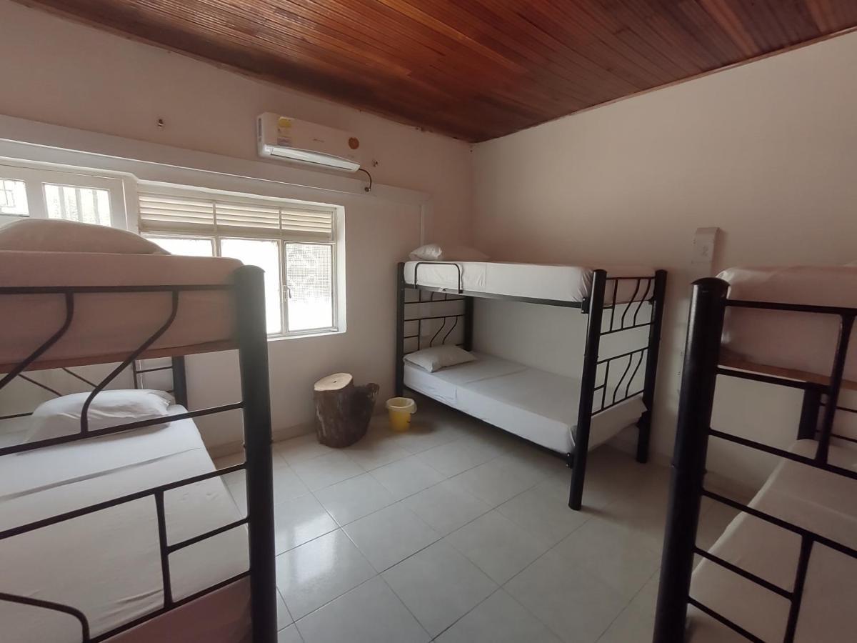 Backpackers And Travellers Hostel Неива Екстериор снимка