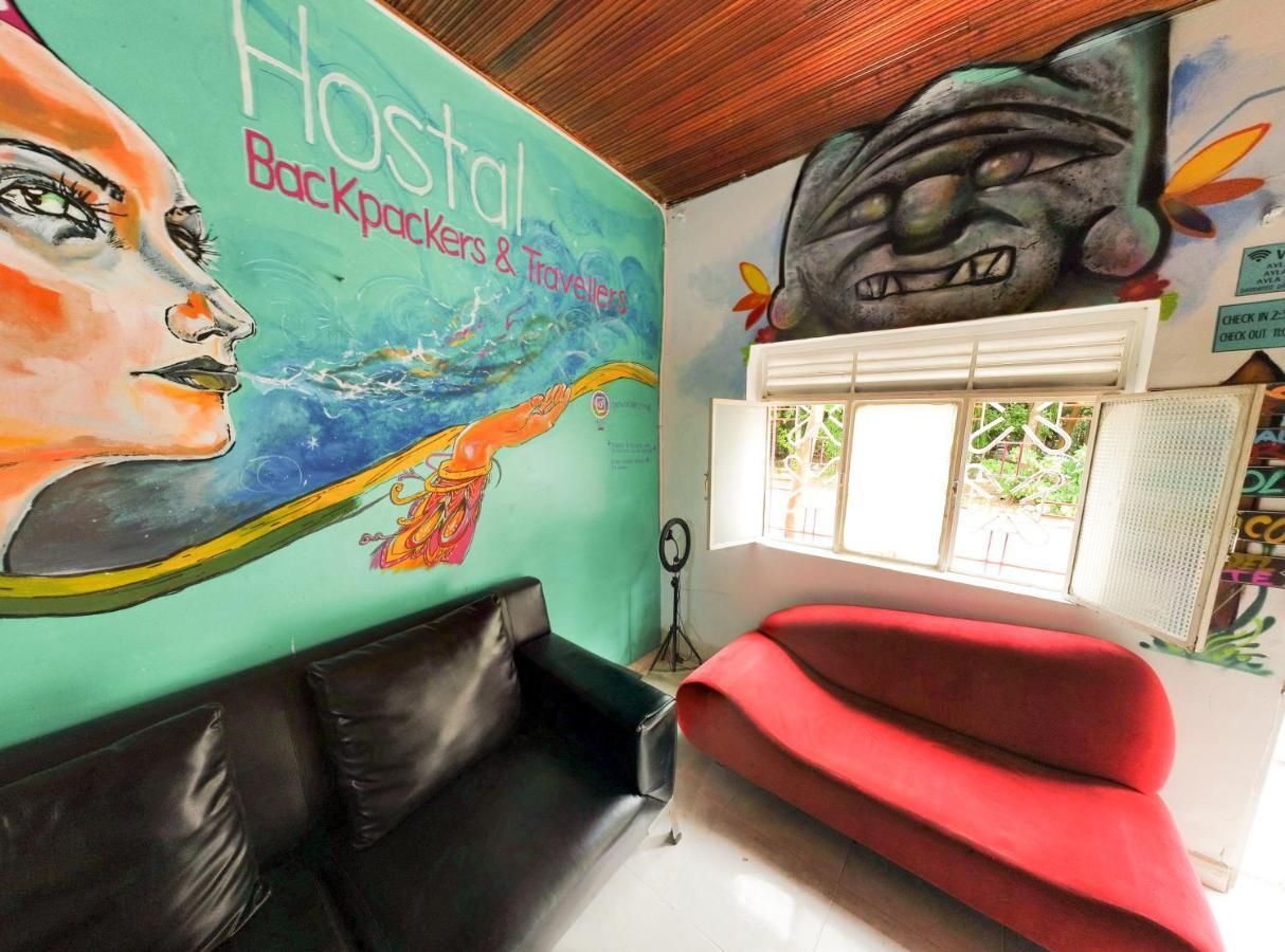Backpackers And Travellers Hostel Неива Екстериор снимка