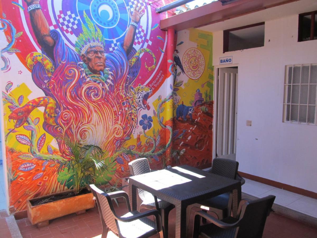 Backpackers And Travellers Hostel Неива Екстериор снимка